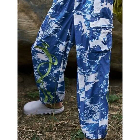 NWT Free People FP Movement Color Burst Embroidered Hike Pants Small Blue White - Picture 2 of 8